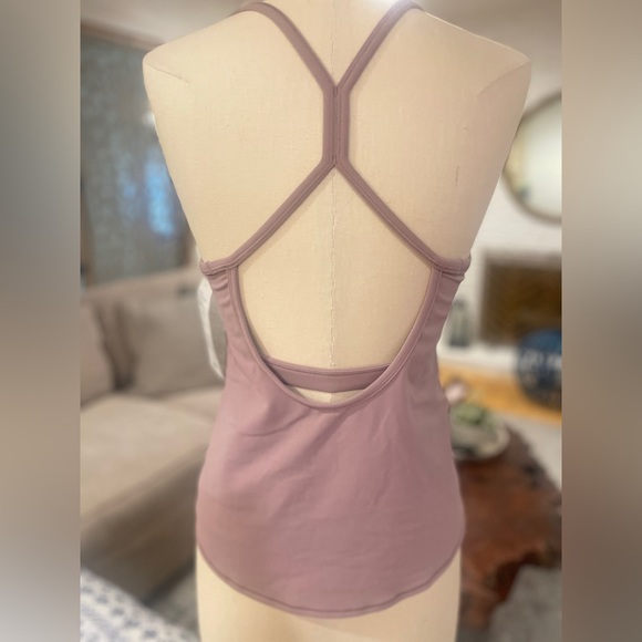 NWT- Athleta vinyasa support top - Picture 2 of 12